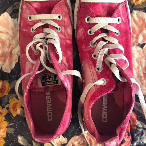 Size 9 Women’s Pink Stain Wash Converse - Picture 1 of 5
